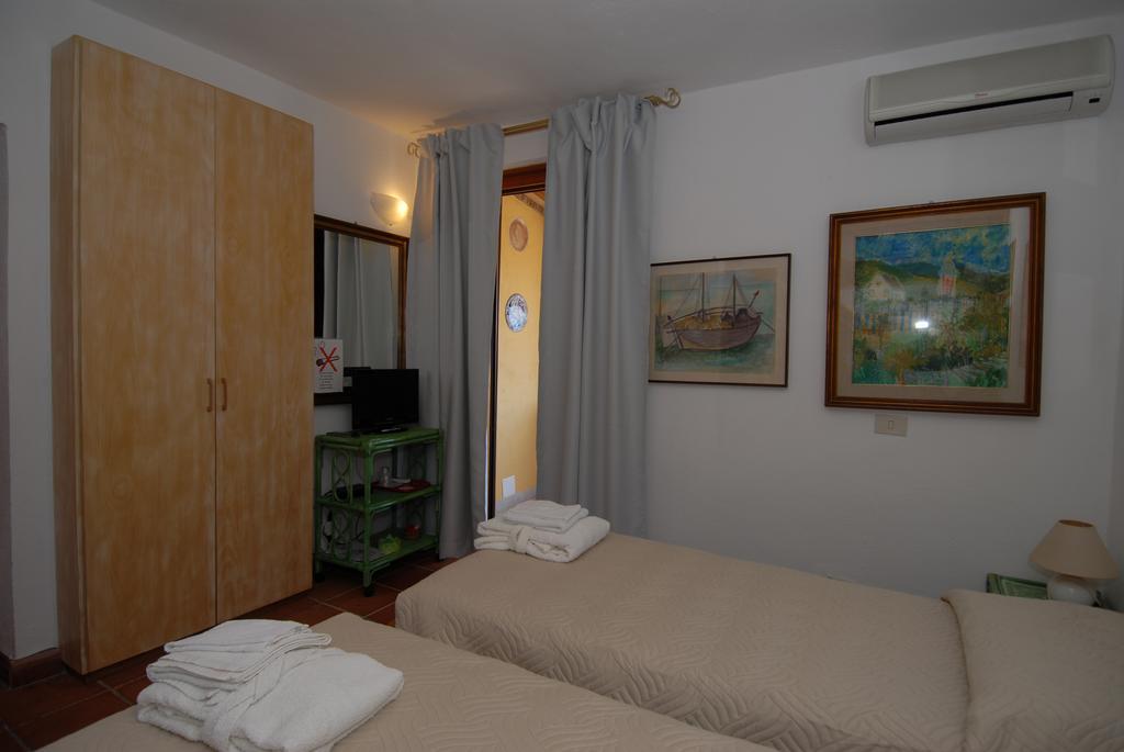 산타테레사의갈루라 La Chicca Di Francesca B&B 외부 사진